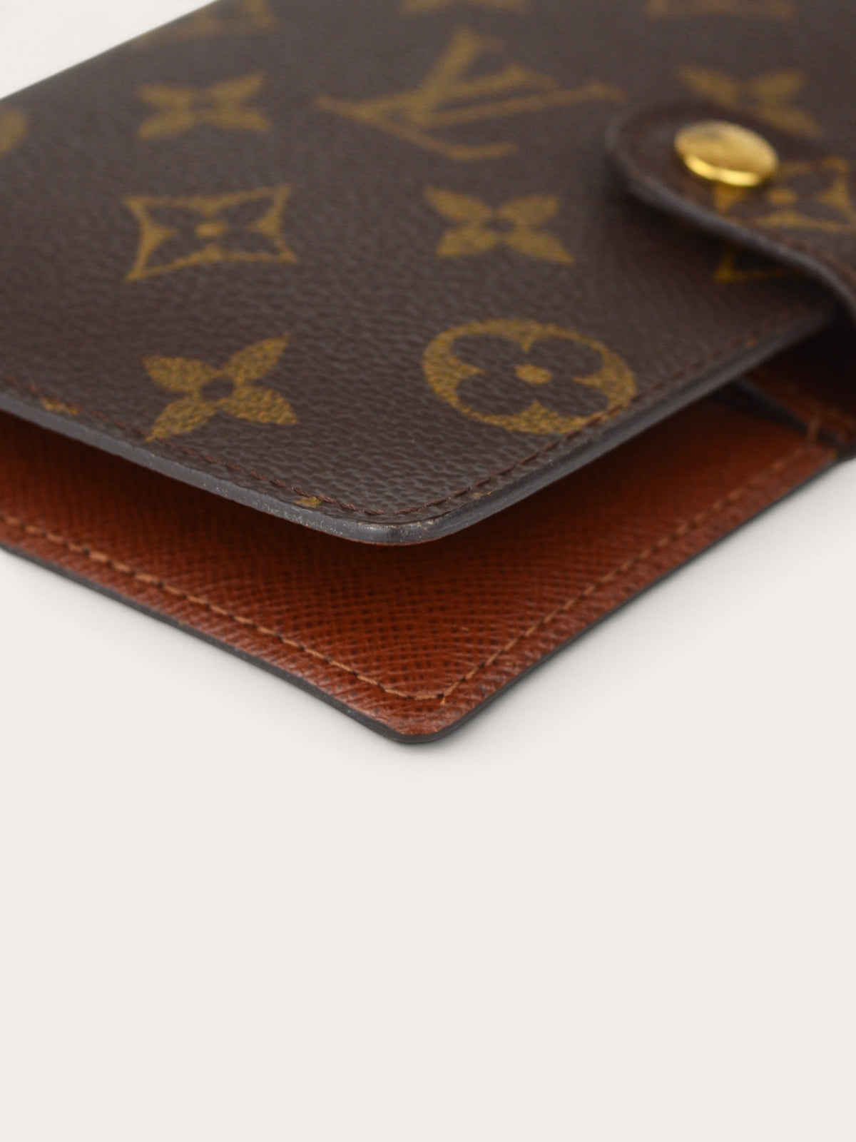 LOUIS VUITTON SMALL AGENDA COVER