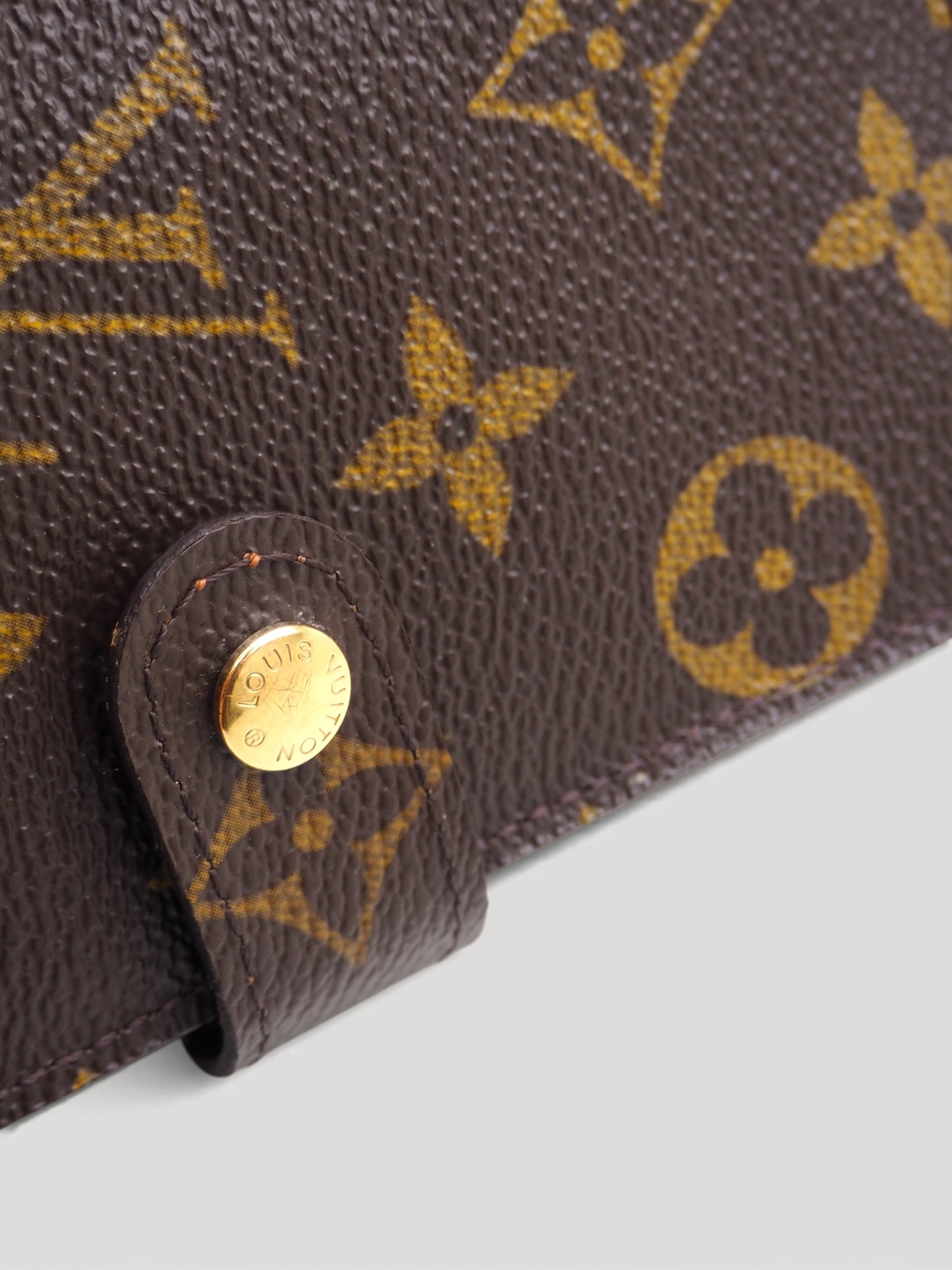 LOUIS VUITTON SMALL AGENDA COVER