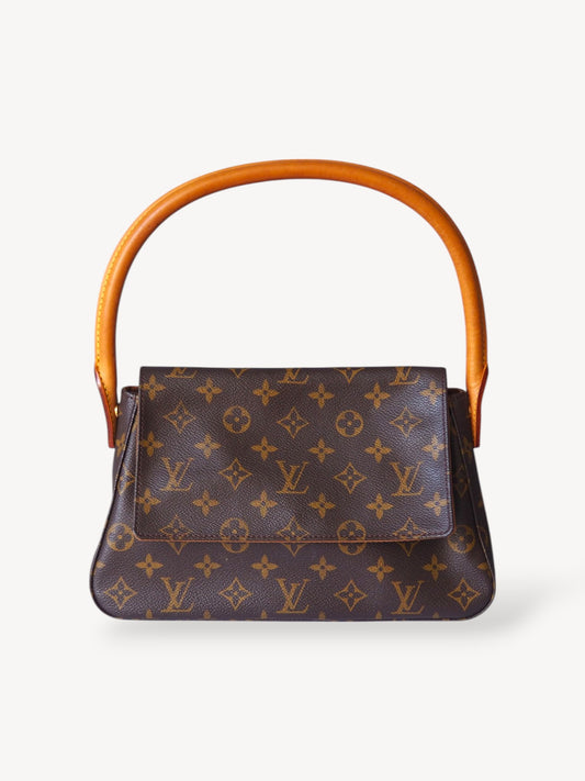LOUIS VUITTON LOOPING PM SHOULDER BAG