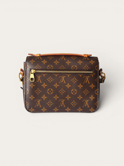 LOUIS VUITTON POCHETTE MÉTIS