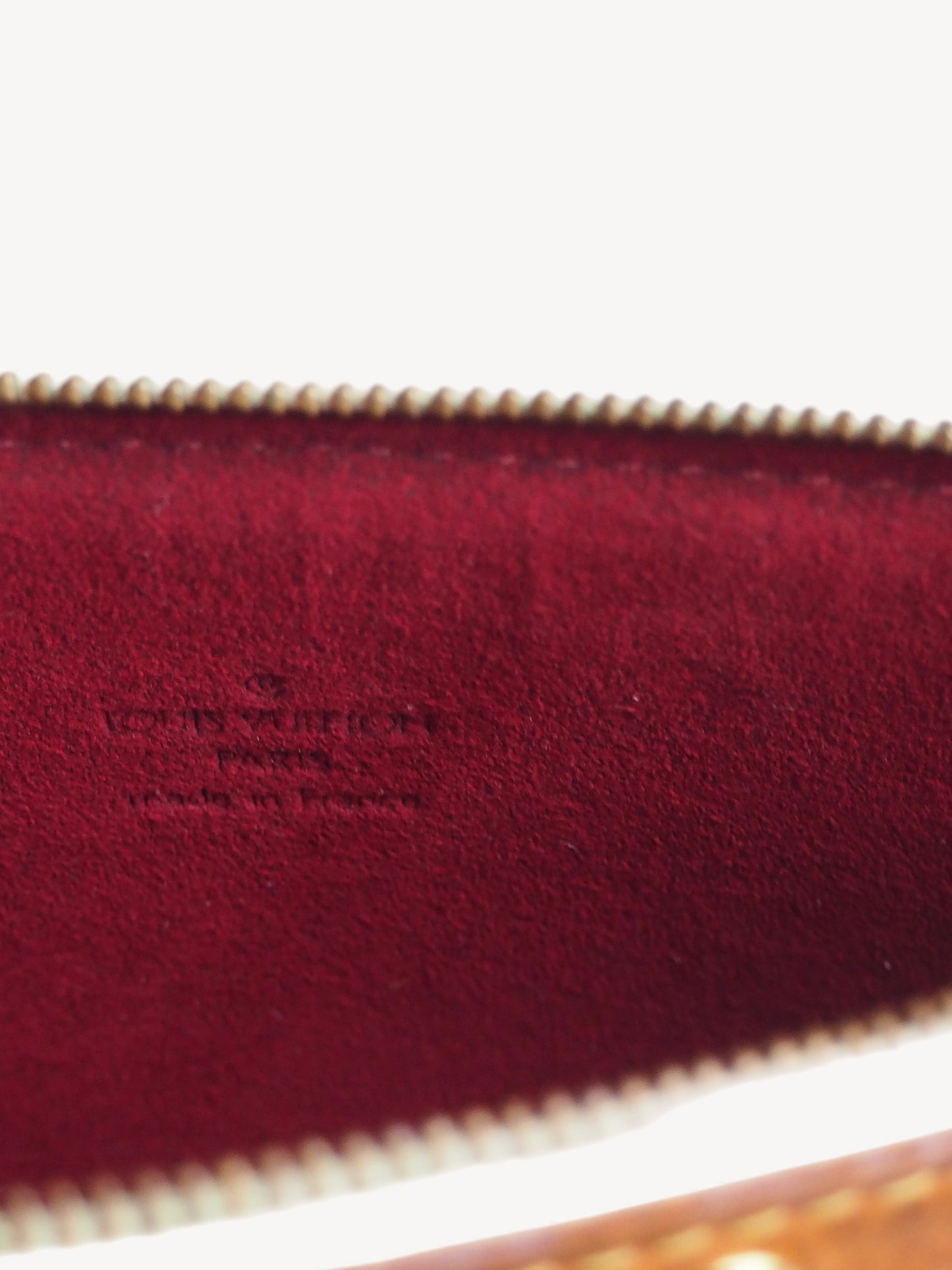 LOUIS VUITTON POCHETTE ACCESSOIRES