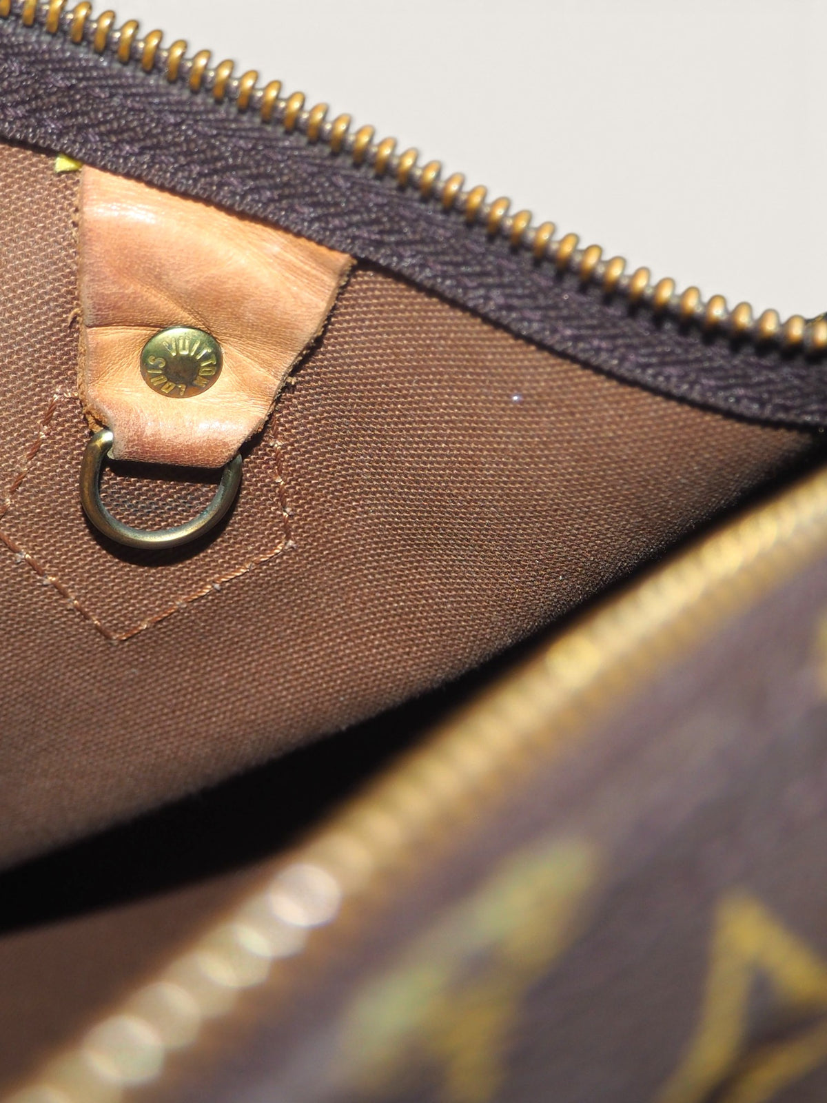 LOUIS VUITTON SPEEDY 30