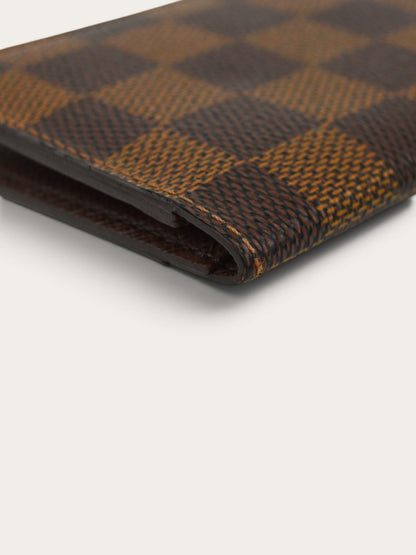 LOUIS VUITTON PASSPORT COVER