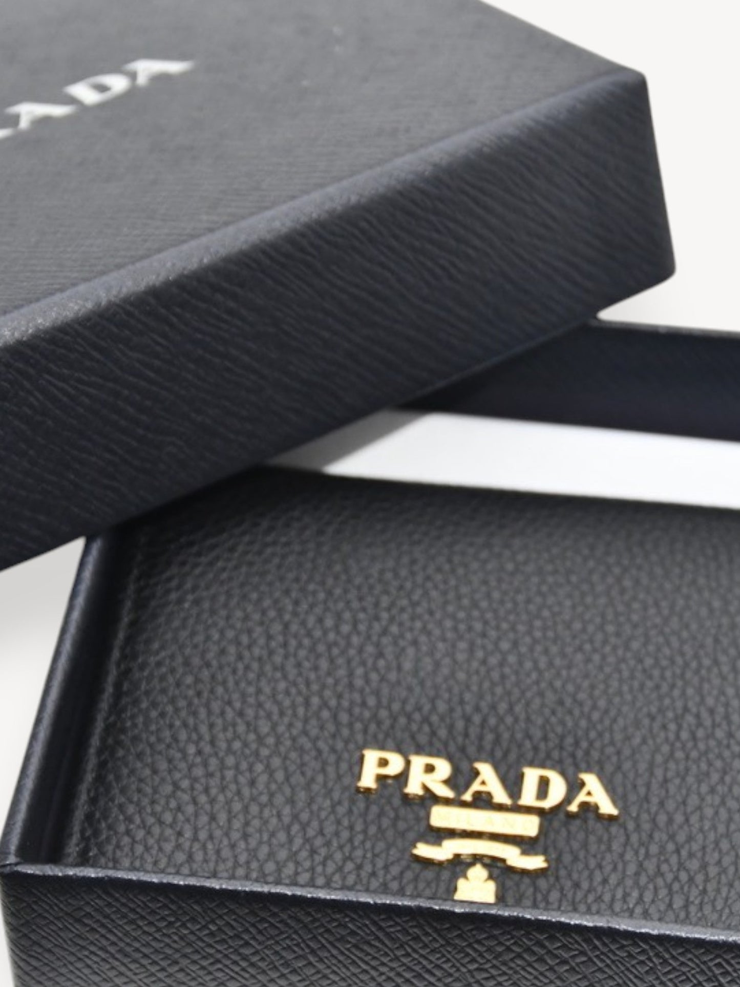PRADA WALLET