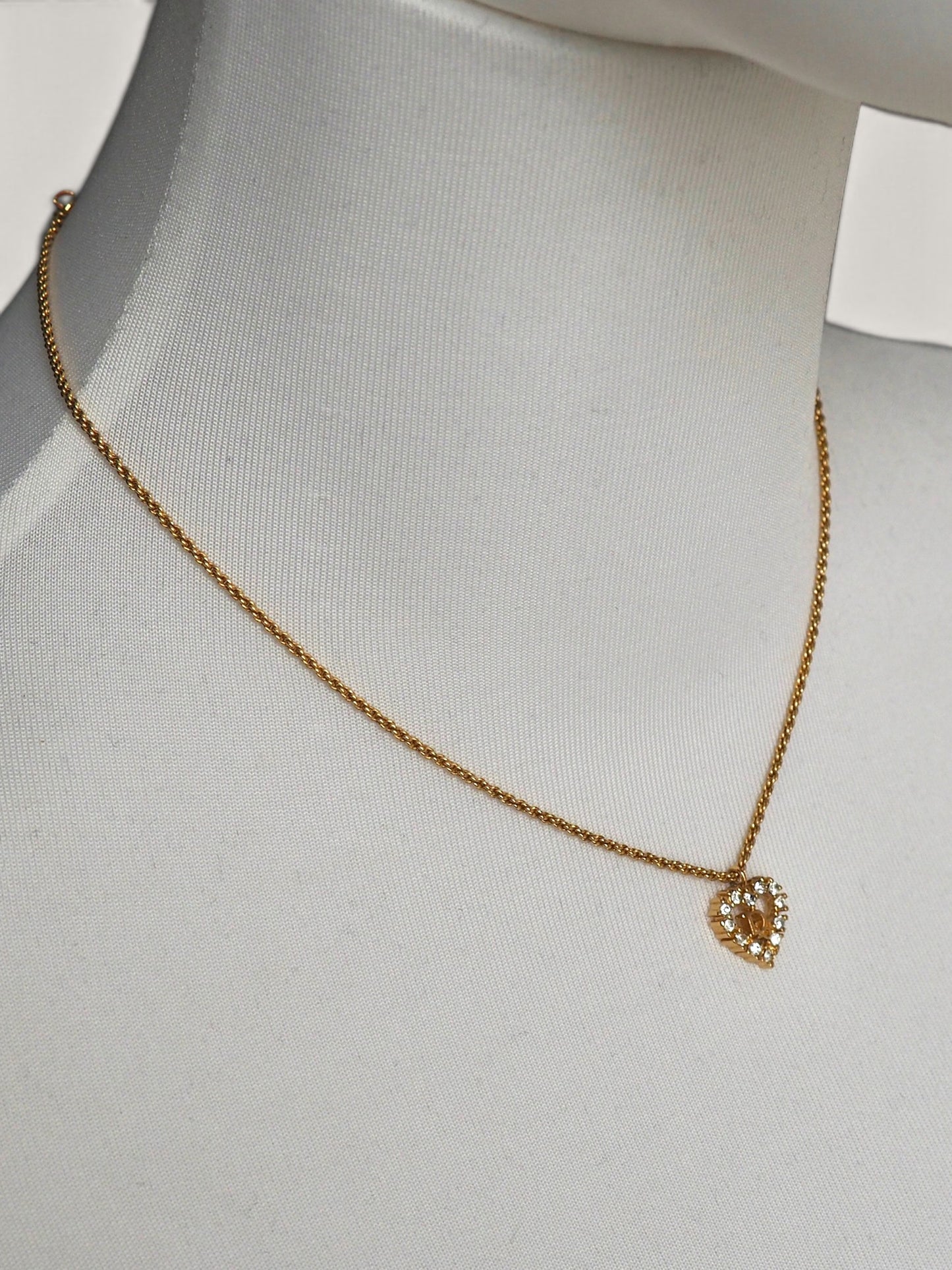 CHRISTIAN DIOR NECKLACE