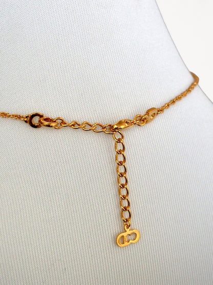 CHISTIAN DIOR NECKLACE