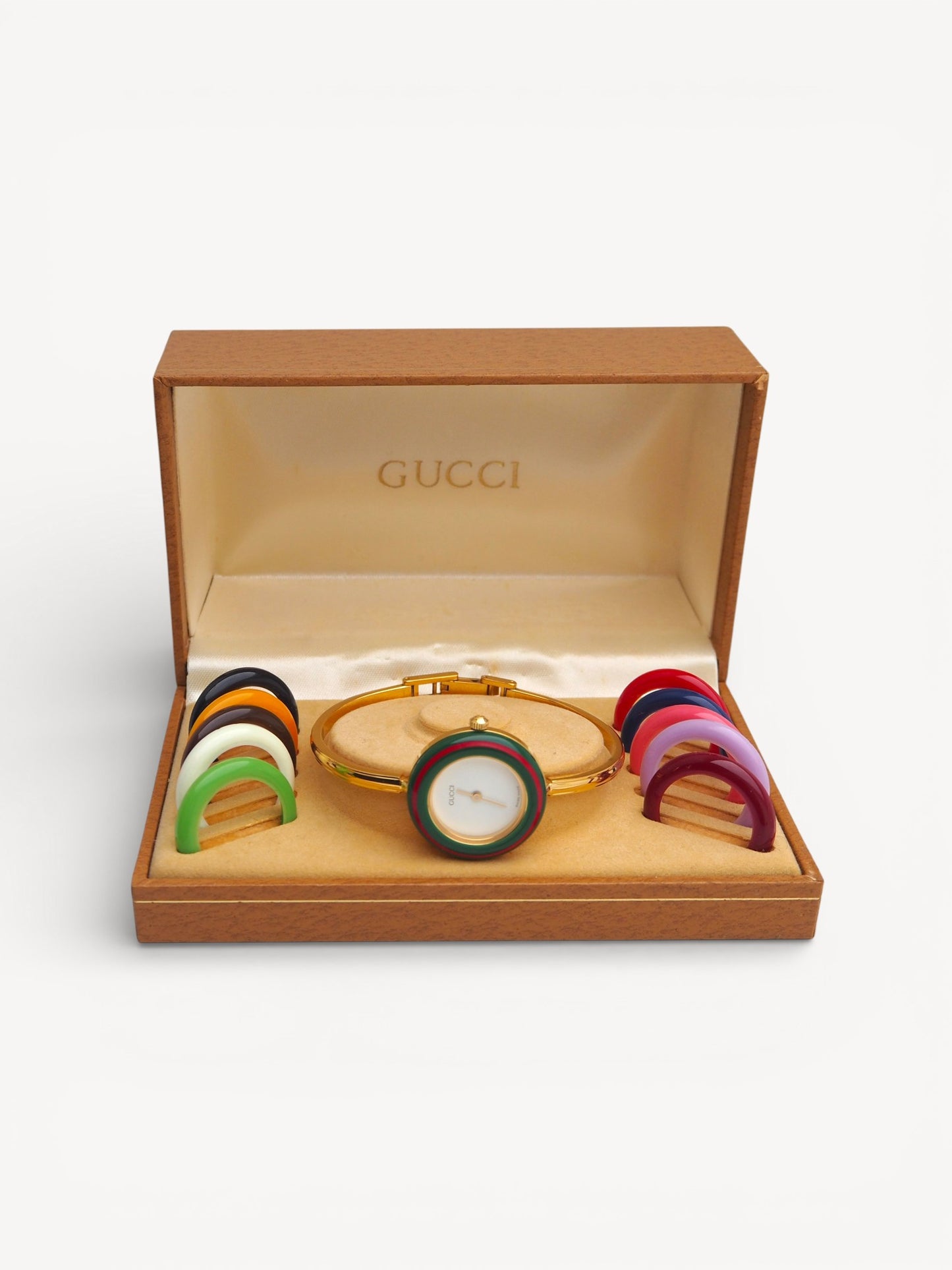 GUCCI INTERCHANGEABLE BEZEL WATCH