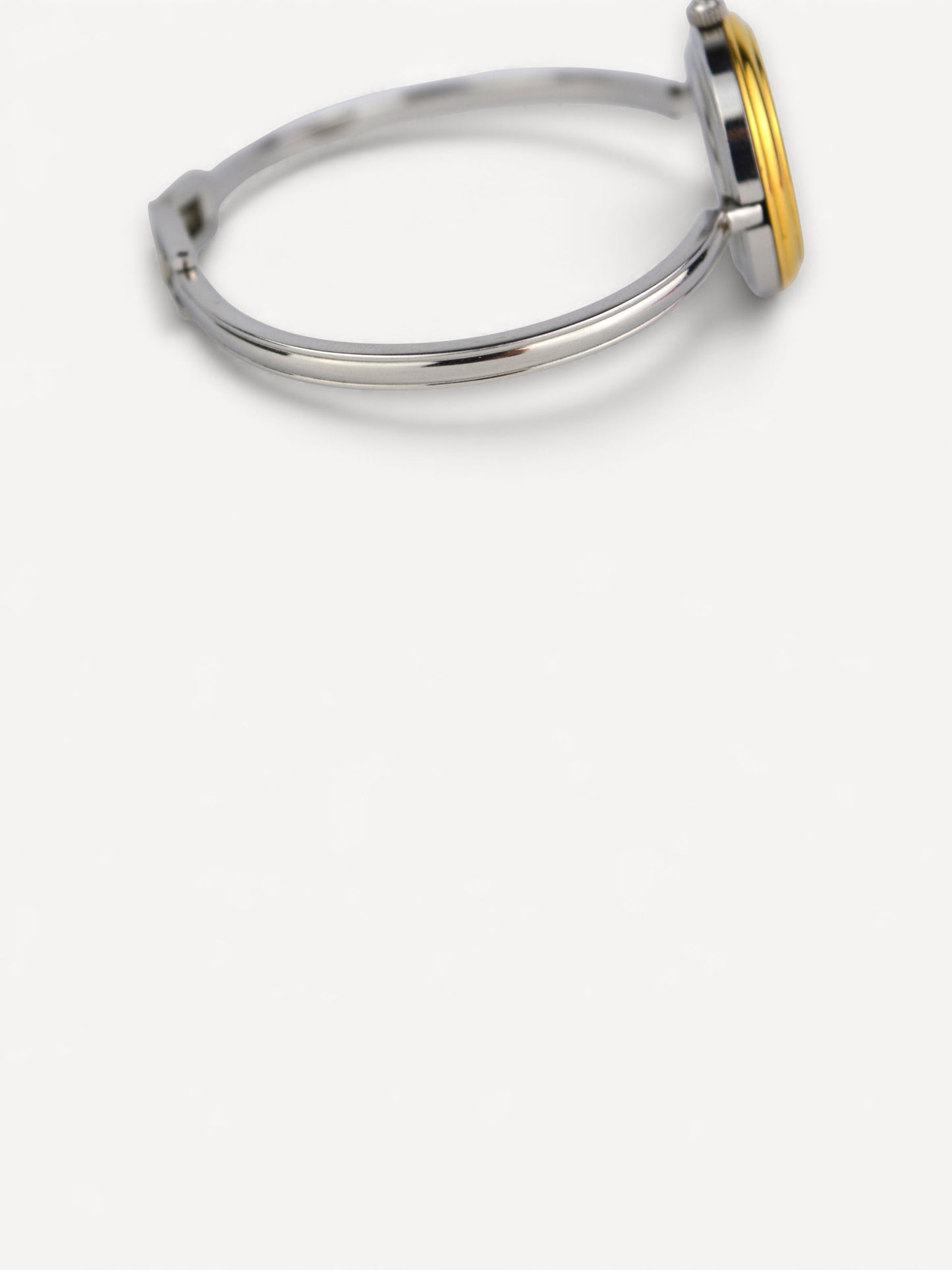 GUCCI INTERCHANGEABLE BEZEL WATCH