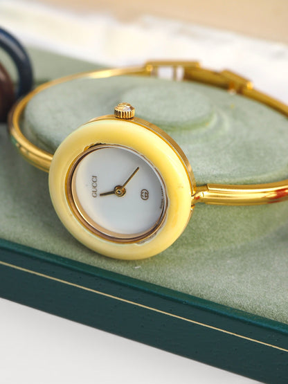 GUCCI INTERCHANGEABLE BEZEL WATCH