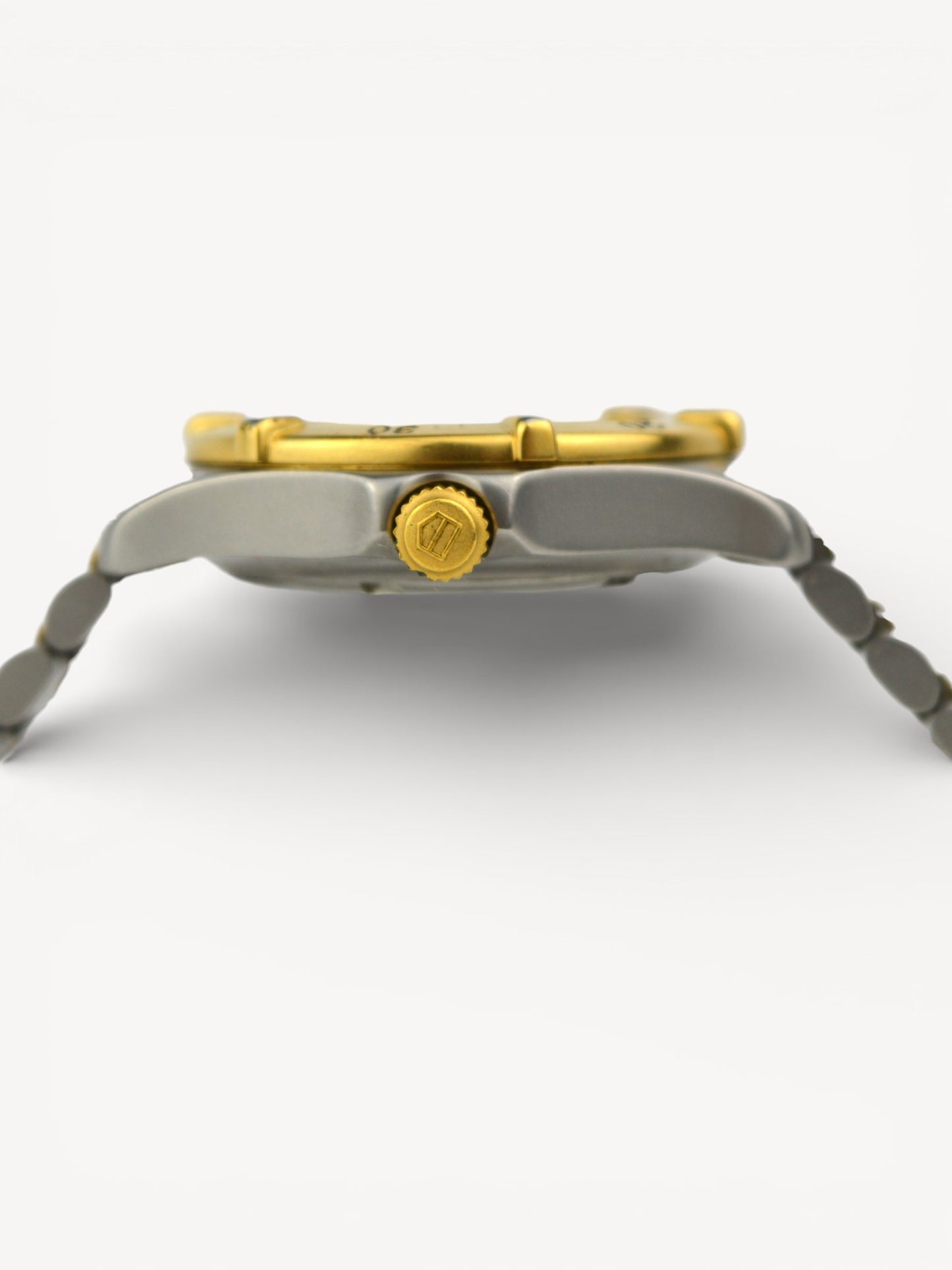 TAG HEUER PROFESSIONAL 2000 WATCH