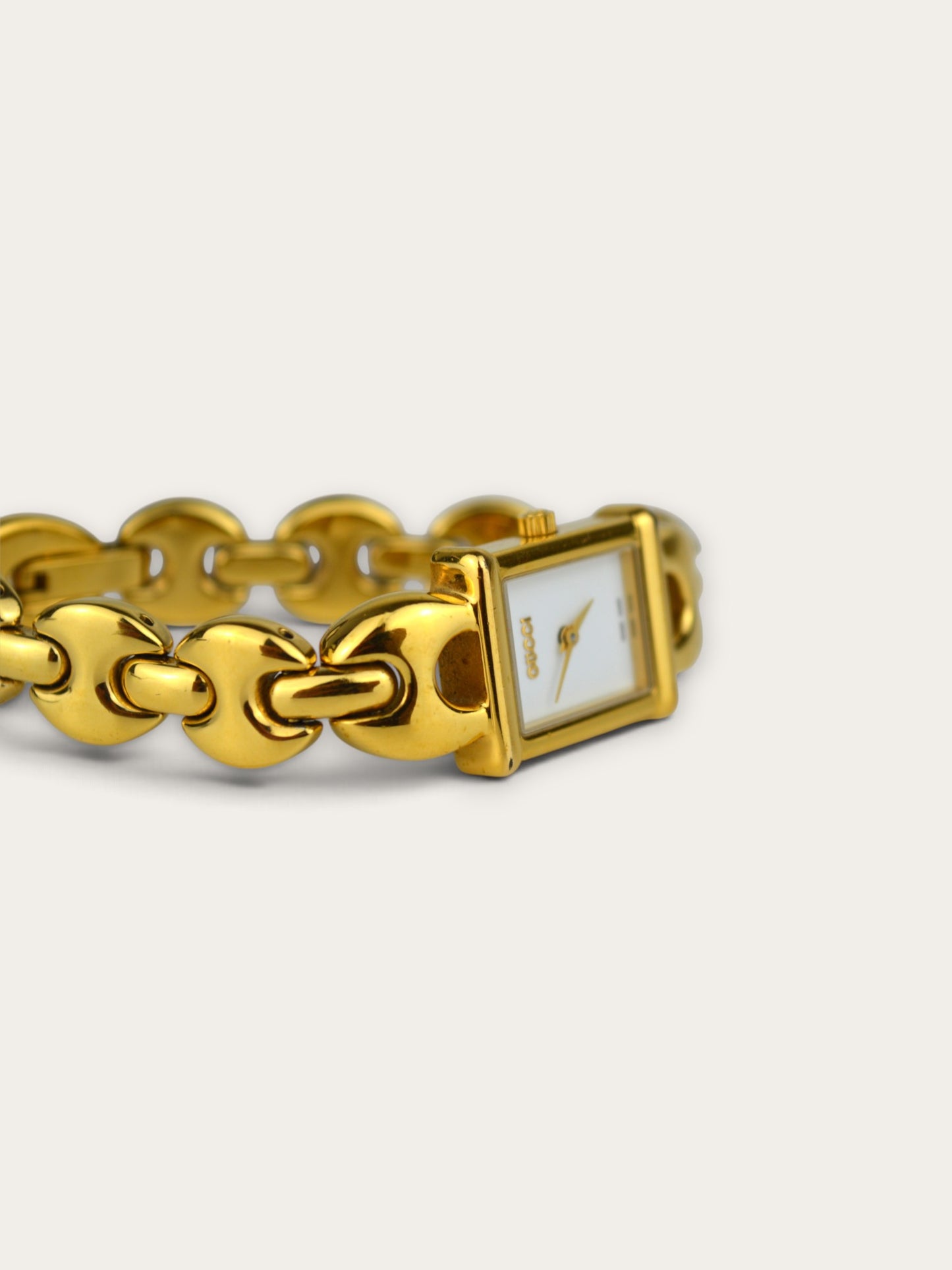 GUCCI 1800L INTERCHANGEABLE STRAP WATCH